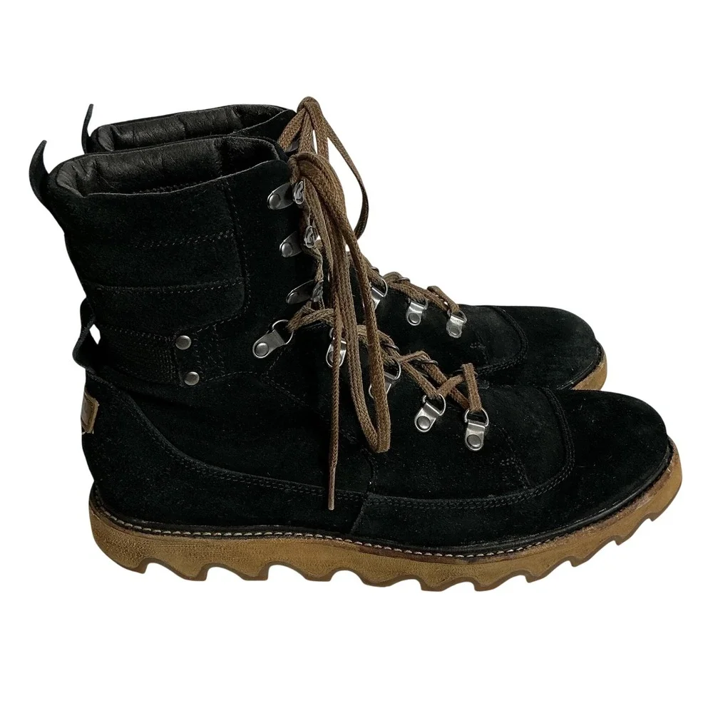 Sorel Men's Size 11  Mad Mukluk Black Water Resistant Winter Boots